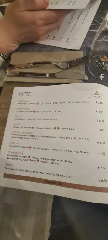 Menu_DeLuxe Pizzeria_Santa Maria A Vico_image_4