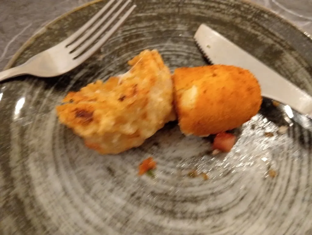 Menu_DeLuxe Pizzeria_Santa Maria A Vico_image_9