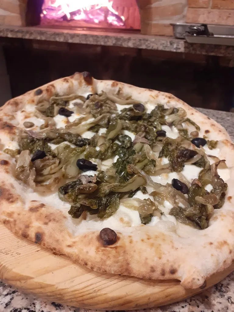 Regina Margherita_Santa Maria A Vico_slider_image_2