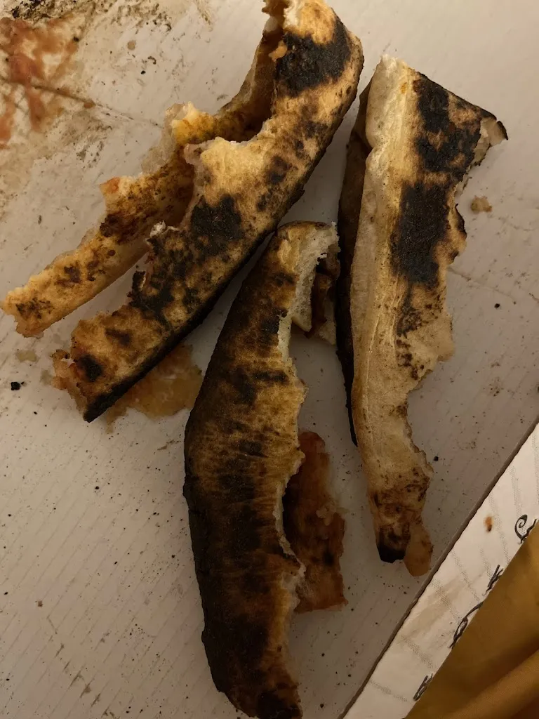 Maria Maddalena Valentino_Pizzeria Da Asporto Gli sfizi del palato_Santa Maria A Vico_review