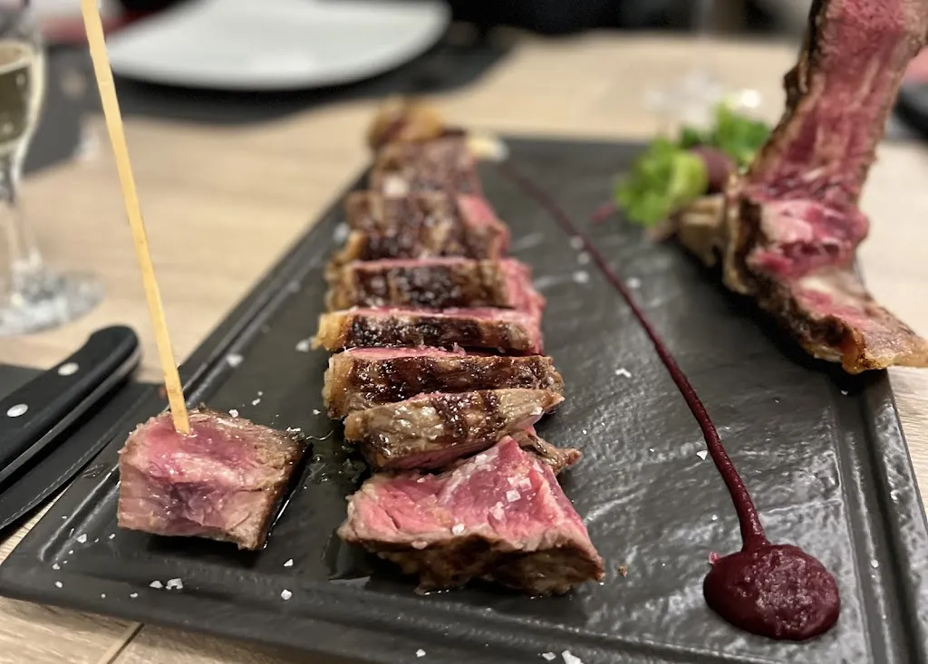 Zoja Šuc_Carlino Superior Beef_Santa Maria La Carità_review