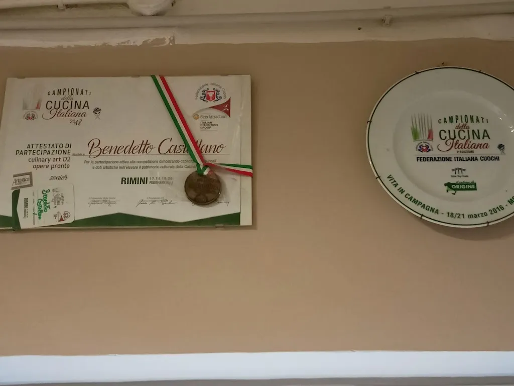 Pizzeria Mary di Castellano Luigi_Santa Maria La Carità_slider_image_3