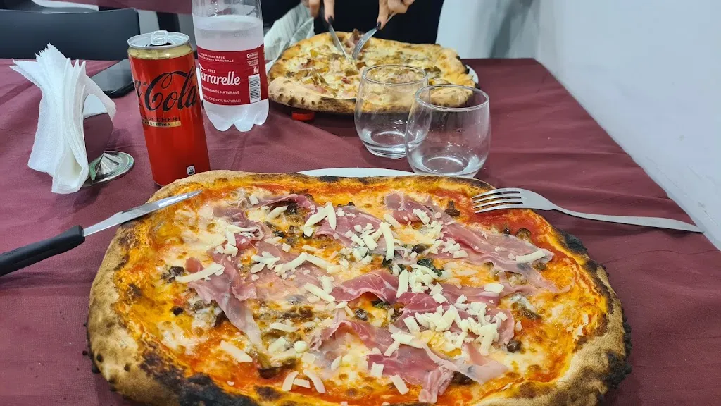 Io “PersoNelWeb”_Lo Scugnizzo Pizza e Food_Santa Maria La Carità_recensione