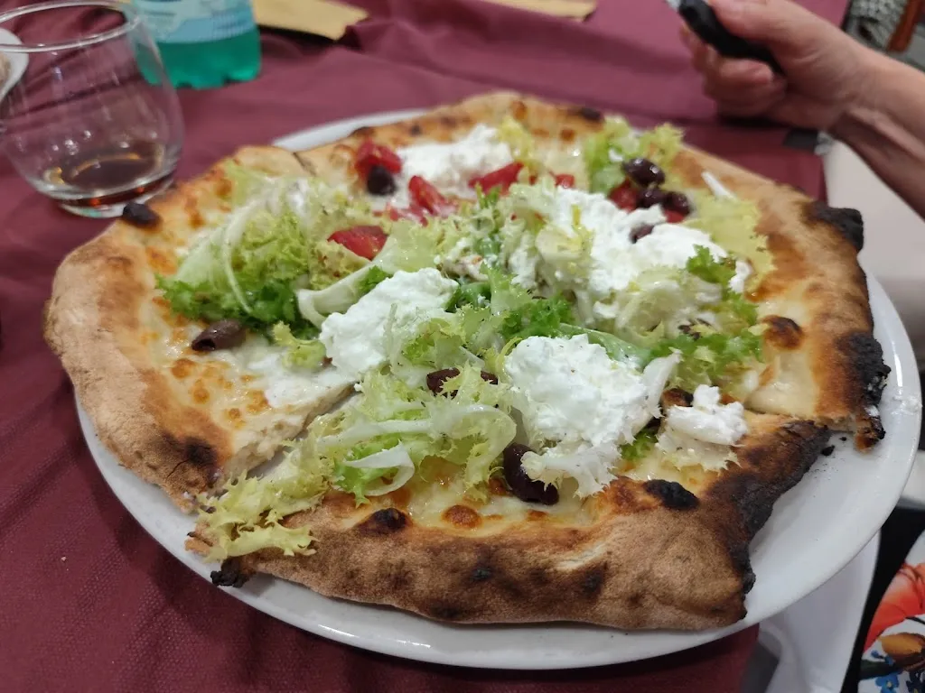 Lo Scugnizzo Pizza e Food_Santa Maria La Carità_slider_image_2