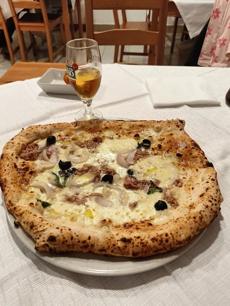 Flori.da Pizzeria_Santa Paolina_slider_image_2