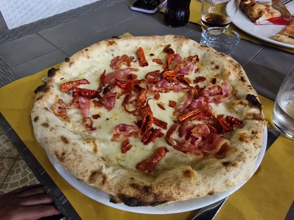 Ristorante Pizzeria Vesuvio_Sassano_slider_image_3