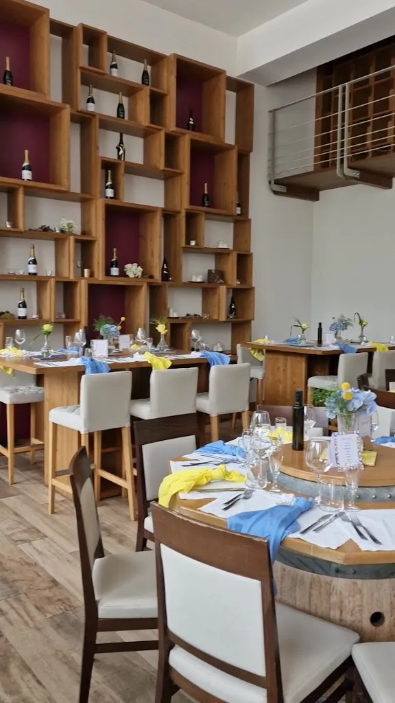 Alessandra Ciccarelli_Divino Roberto_Savignano Irpino_review