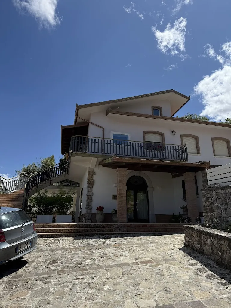 Gilles_La Vecchia Scalinata_Scampitella_recensione