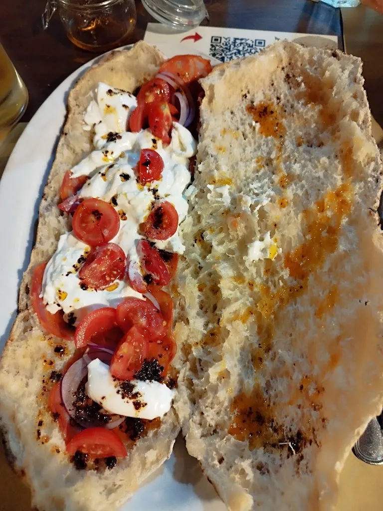 Mr. Sydbar Roger_I Cilentani_Sapri_review