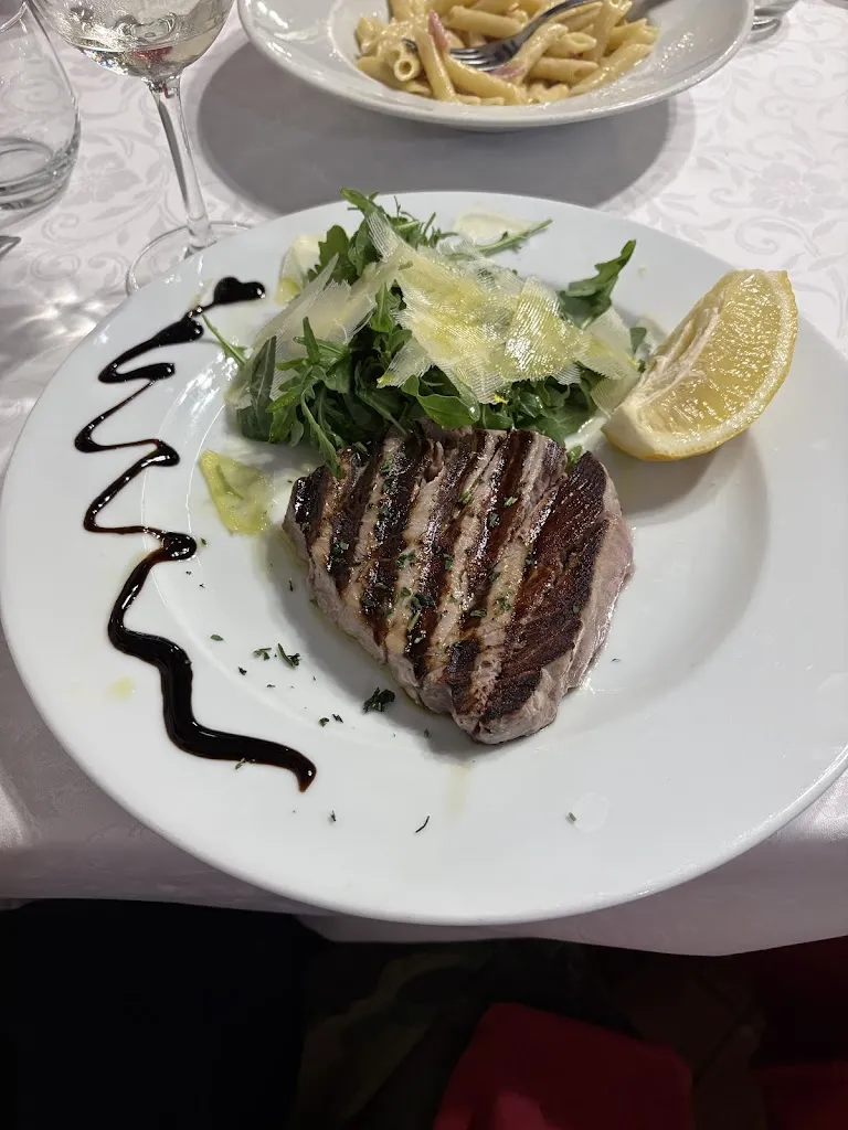 Luigi Rossini_Ristorante Lucifero_Sapri_review