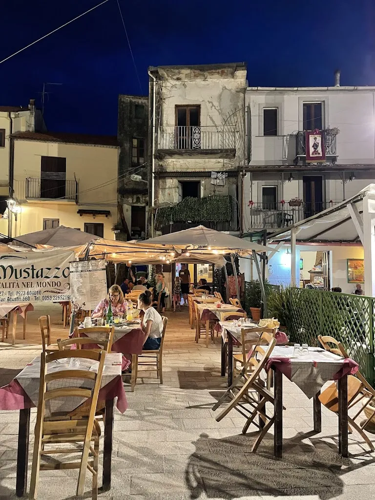 Guilherme Romano_Cantina I Mustazzo_Sapri_review