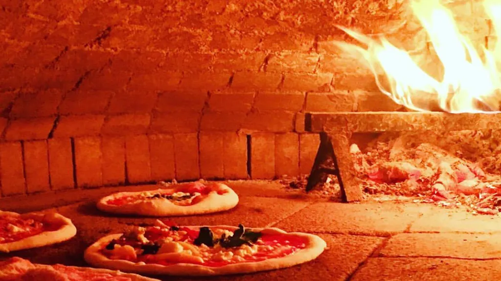 Pizza House_Sapri_slider_image_2