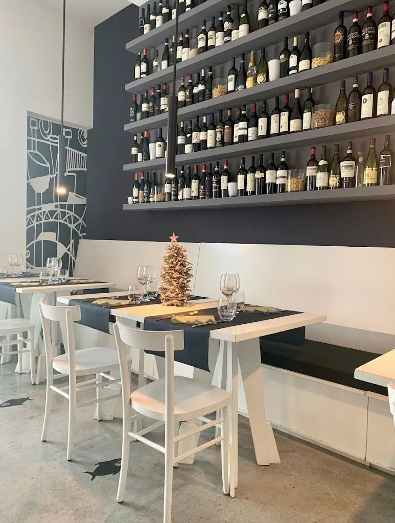 Stabilimento Balneare Lazzarella - Ristorante - Pizzeria - Cockatail Bar restaurant in Sapri