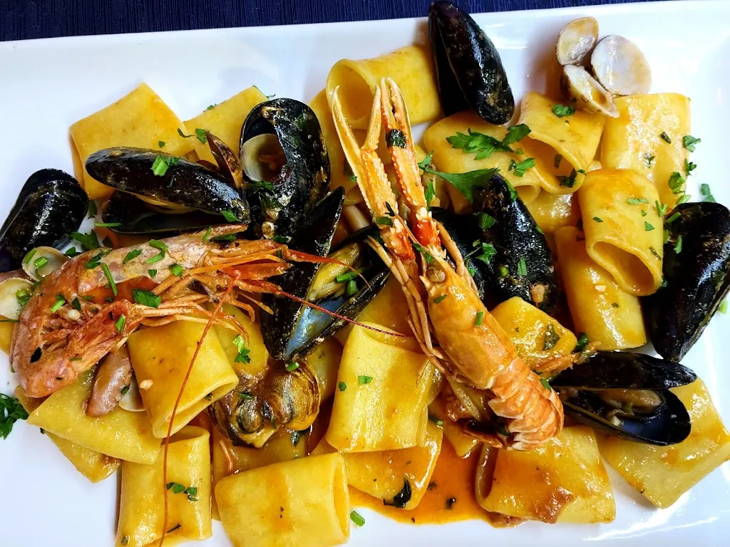 TODD HAND_Il Veliero_Sapri_review