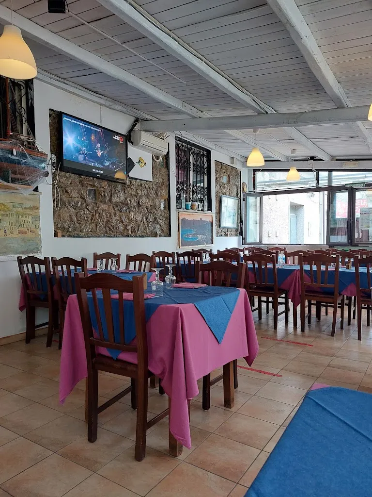 Il Veliero restaurant in Sapri