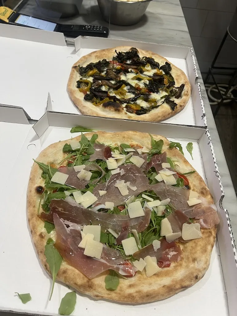 Siamo Fritti restaurant in Scampia