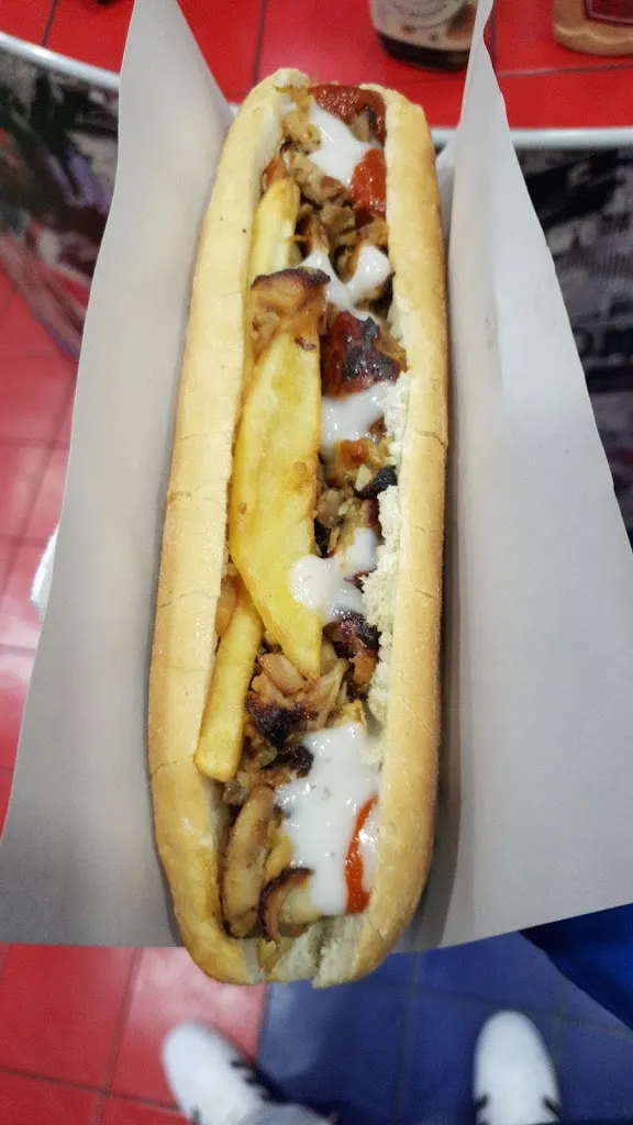 Leonardo Carraro_Gnam Gnam_Scampia_review