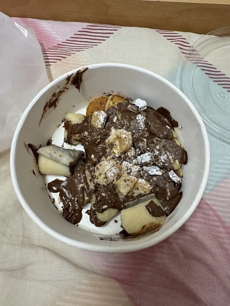 Mariafrancesca Cercone_Number One Pub_Scampia_review