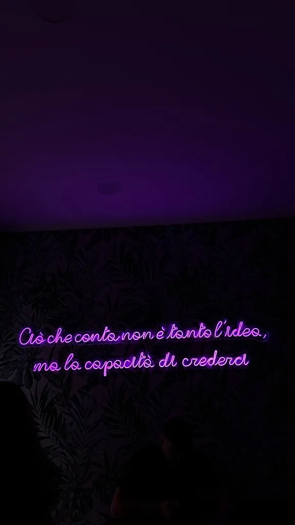 Marta Picco_Number One Pub_Scampia_review