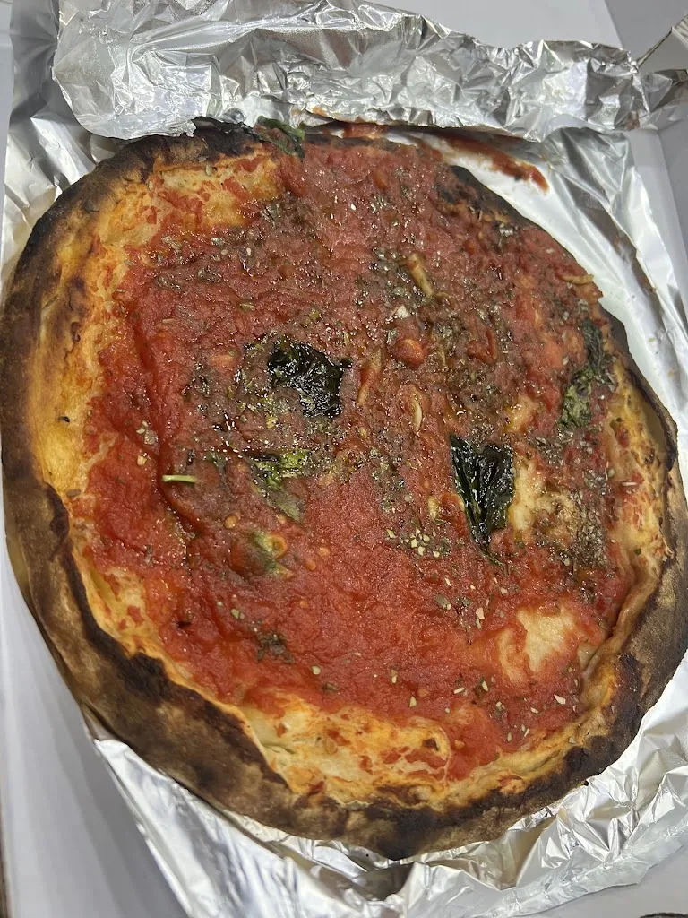 Alessandra Monaco_House Pizza_Scampia_review