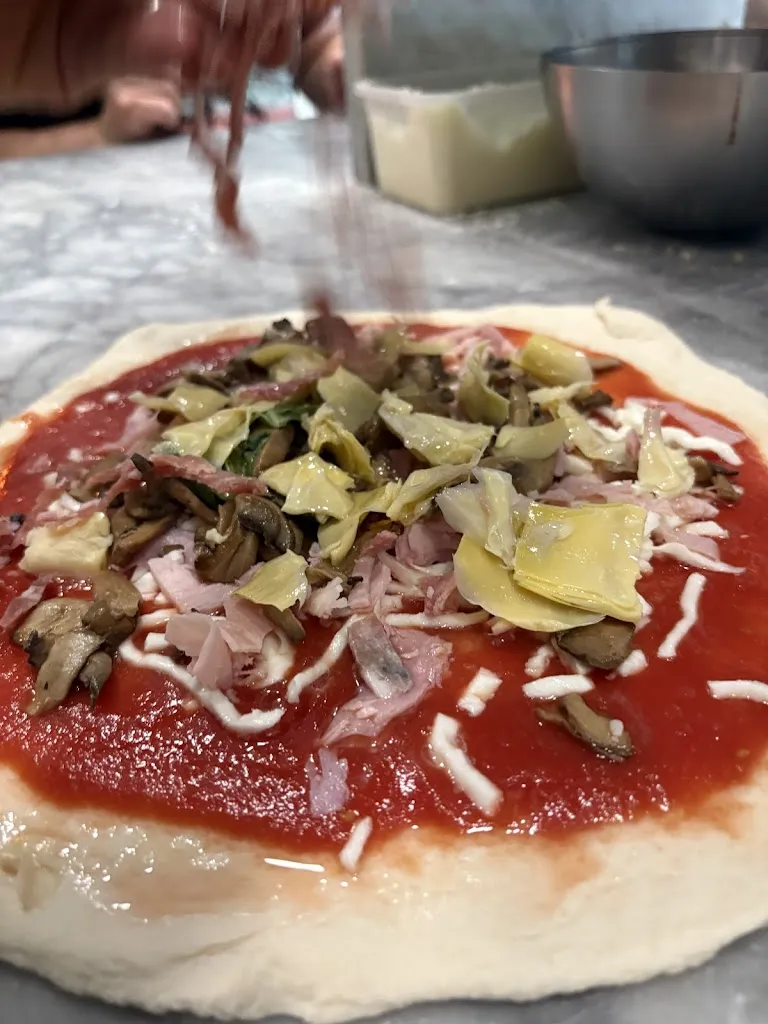 Pizzeria Primavera 1964_Scampia_slider_image_3