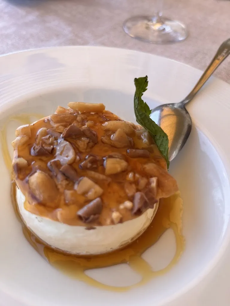 Valeria Limongi_Ristorante Mami_Scario_review