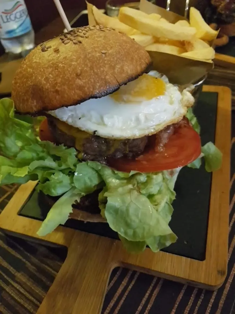 Cristian Loschiavo_J Pub_Scario_review