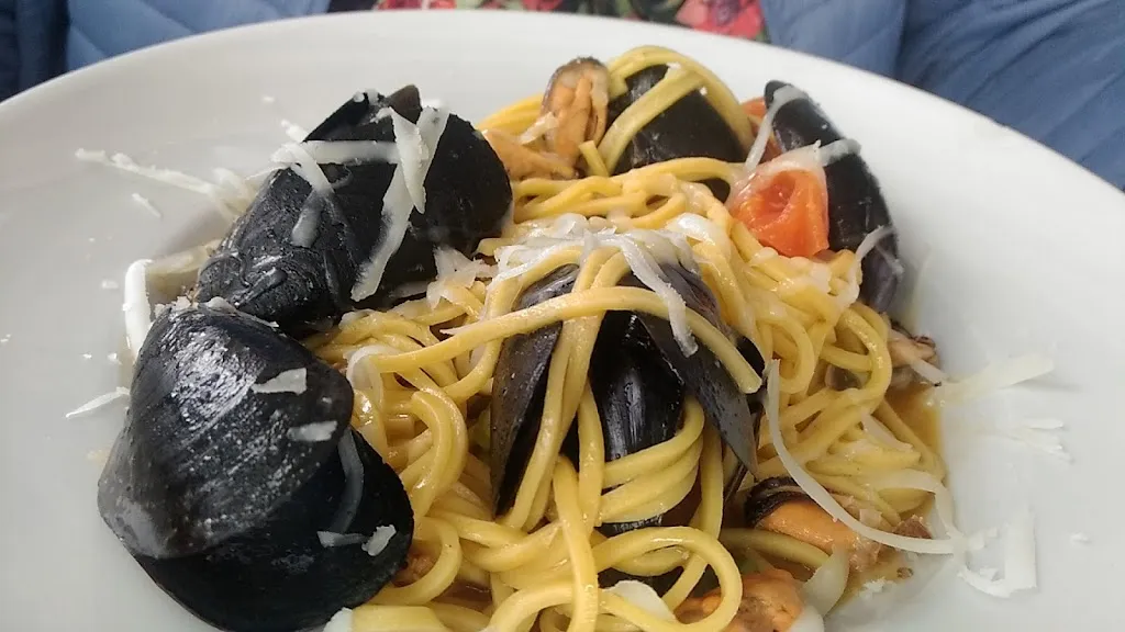 Nicola Poli_Lu Sguazzett_Montesilvano Marina_review