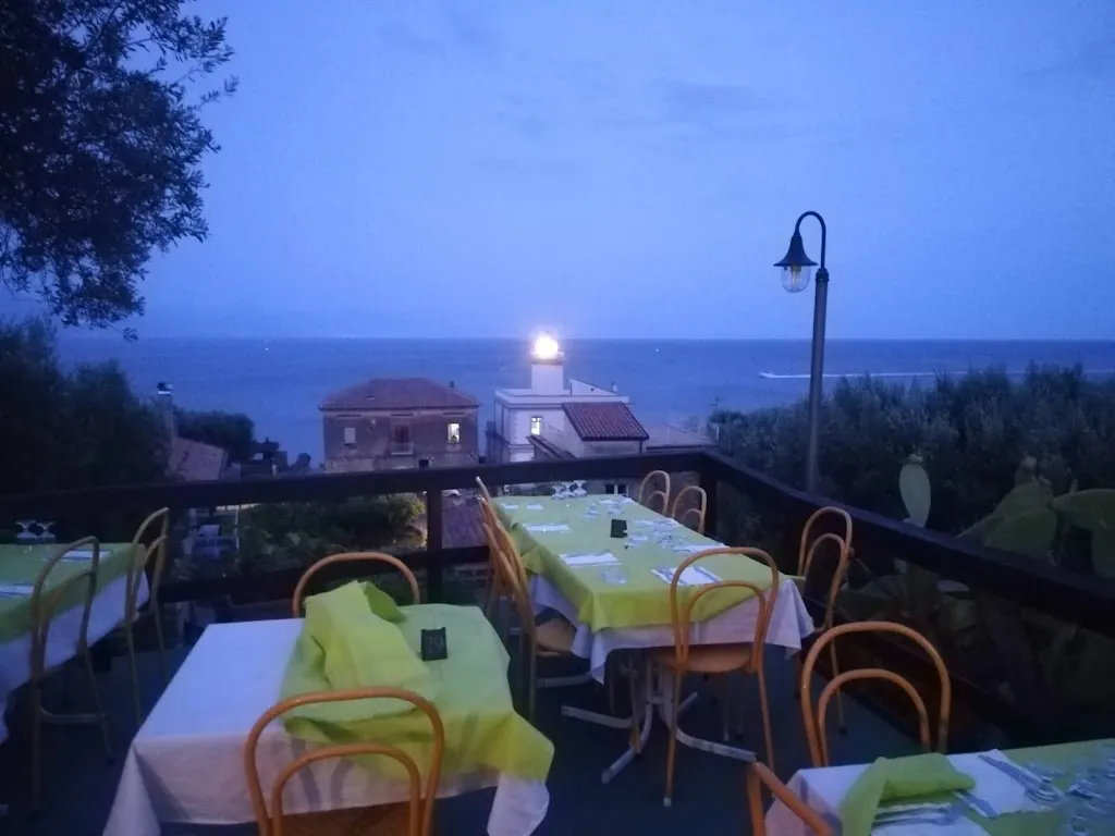 Angelo Riccardi_Campeggio - Ristorante 