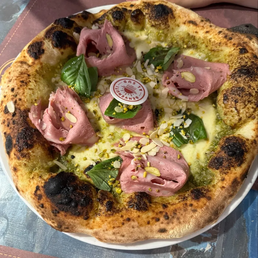 Josh Roman_Benvenuti al Sud_Secondigliano_avis