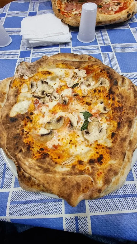 Menu_Pizzeria Da Sergio....paninoteca...._Secondigliano_image_3