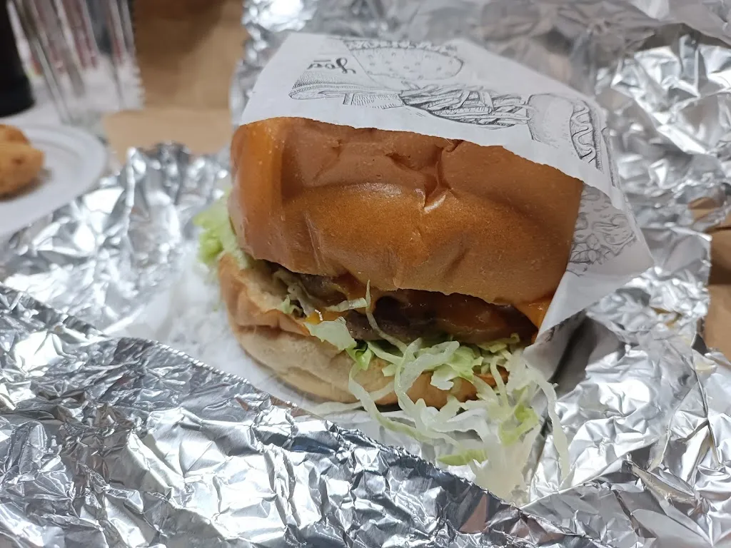 Francesco Pecorella_McFratm Paninoteca_Secondigliano_review