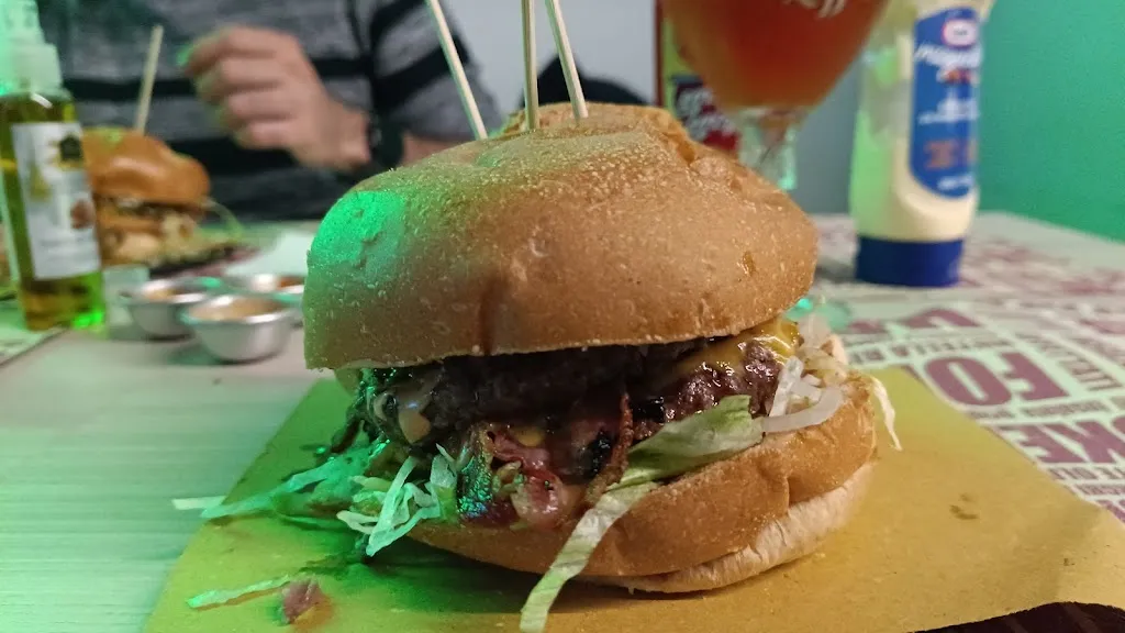 McFratm Paninoteca_Secondigliano_slider_image_2