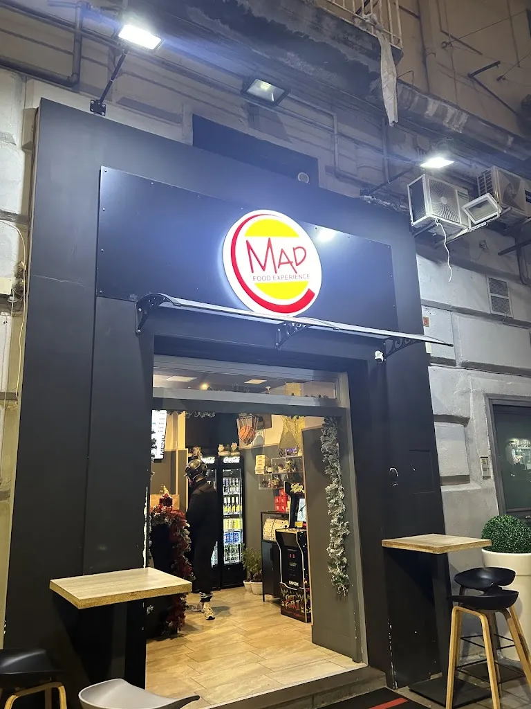 Mad Food Expiriense restaurant in Secondigliano