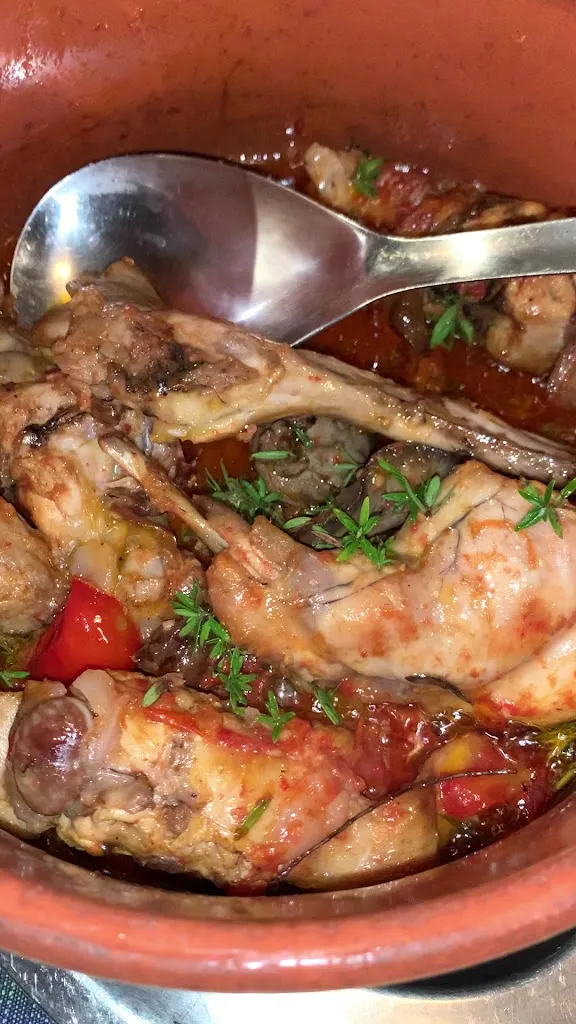 Diana Macovei_Ristorante Taverna Verde da Morzariello_Serrara Fontana_recensione