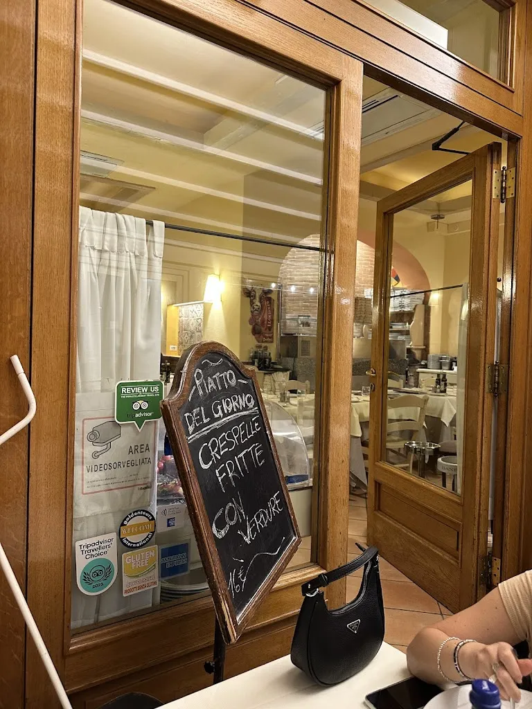 ALDO PRADO_Ristorante Pizzeria Il Leone Rosso_Siano_review