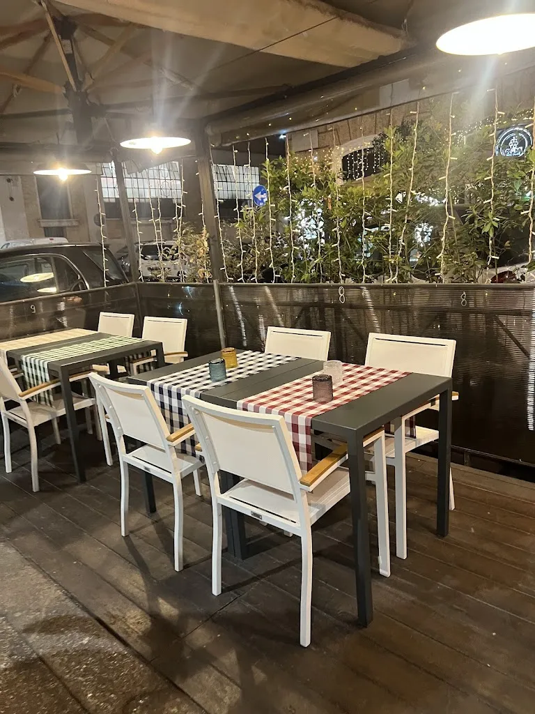 Pizzeria da Cicchetto_Sicignano degli Alburni_slider_image_3