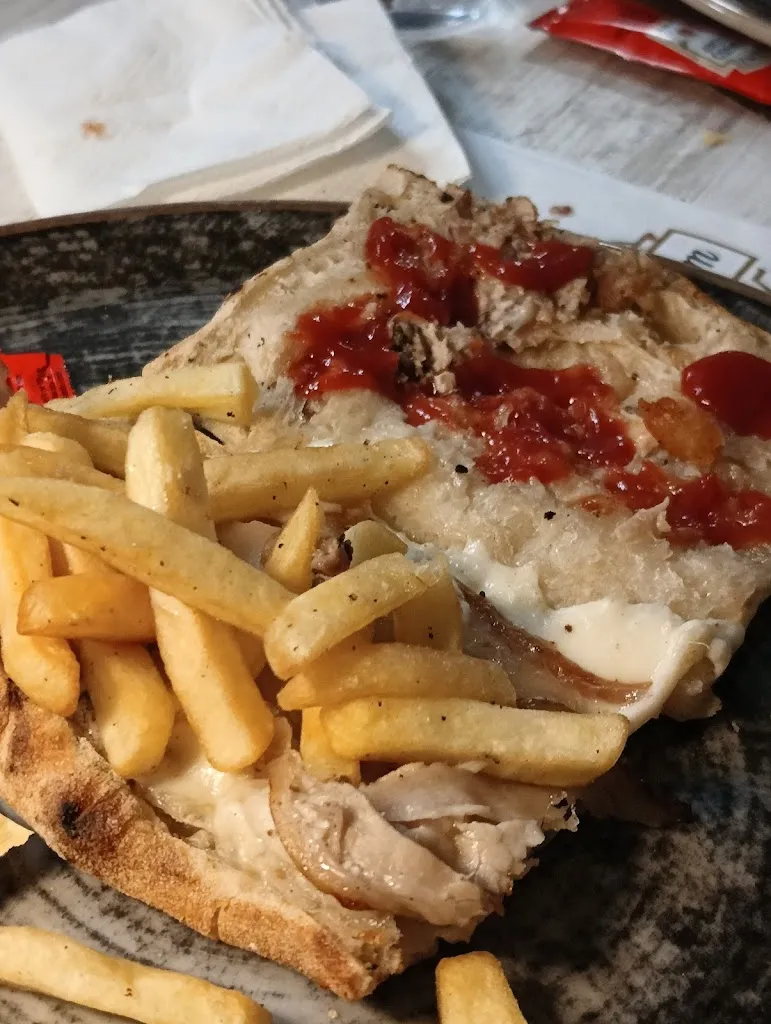 Federica Manzoni_Carpe Diem Metropizza_Soccavo_review