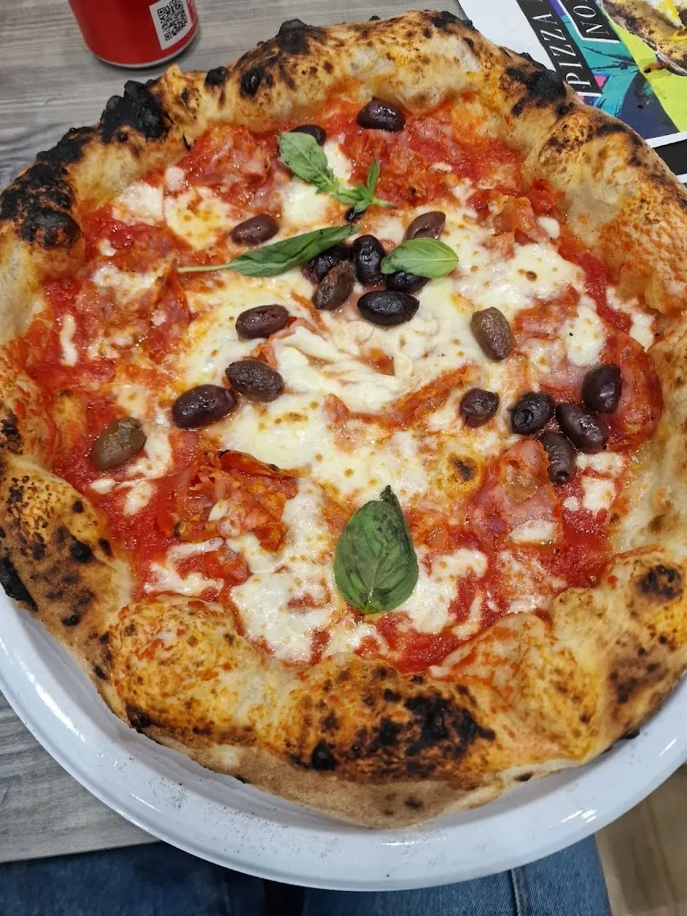 Nino Plumari_Arte e Farina_Sparanise_review