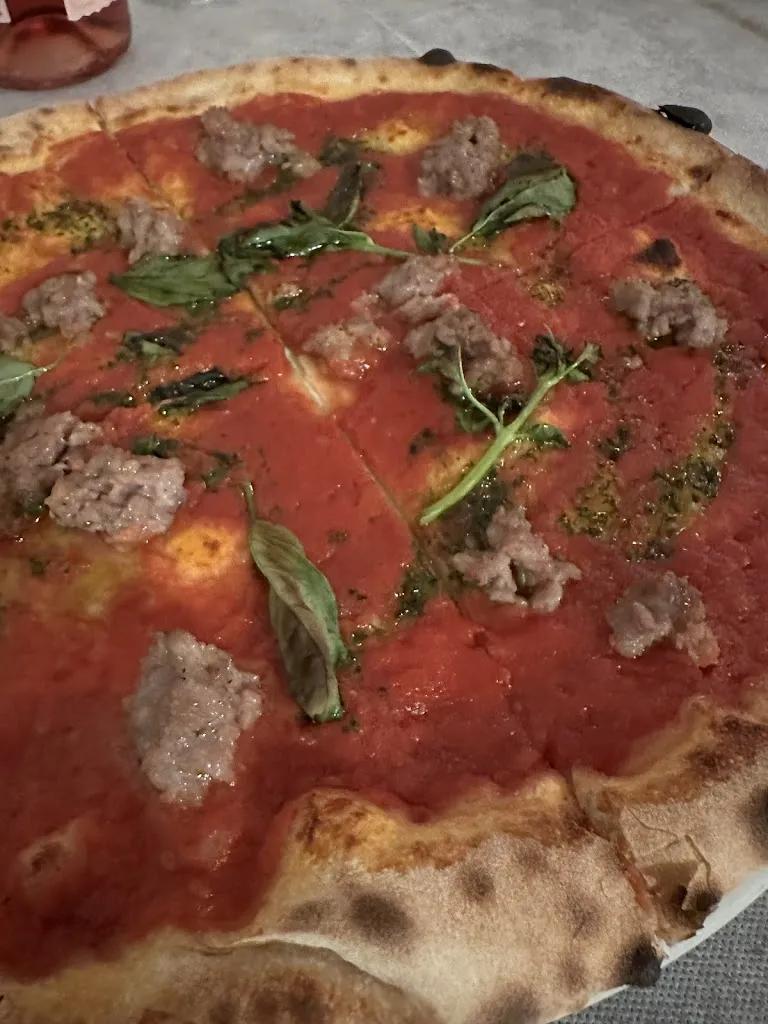 Irene Gray_Ristorante Pizzeria La Grotta degli Dei_Montesilvano Marina_review