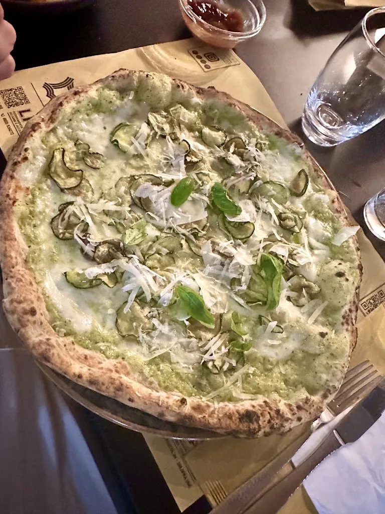 Dogana 4.0 - Pizzeria, tavola calda, tabacchi, location eventi_Solofra_slider_image_2