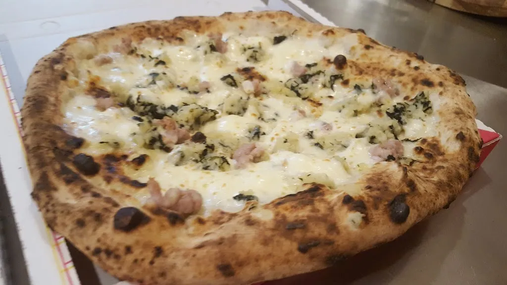 Menu_Pizza In Progress_Solofra_image_9