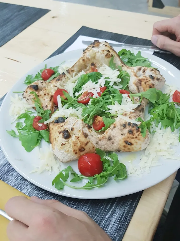 Karel Lambers_ACHIAZZ_Solofra_review