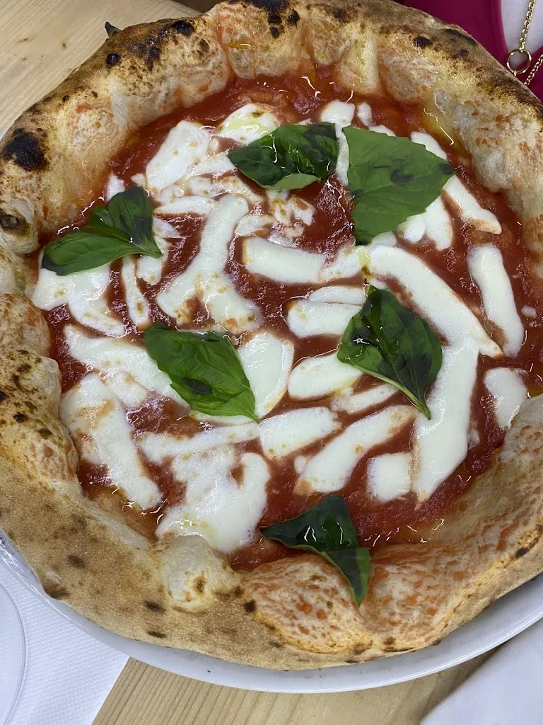 Federica Attianese_ACHIAZZ_Solofra_review