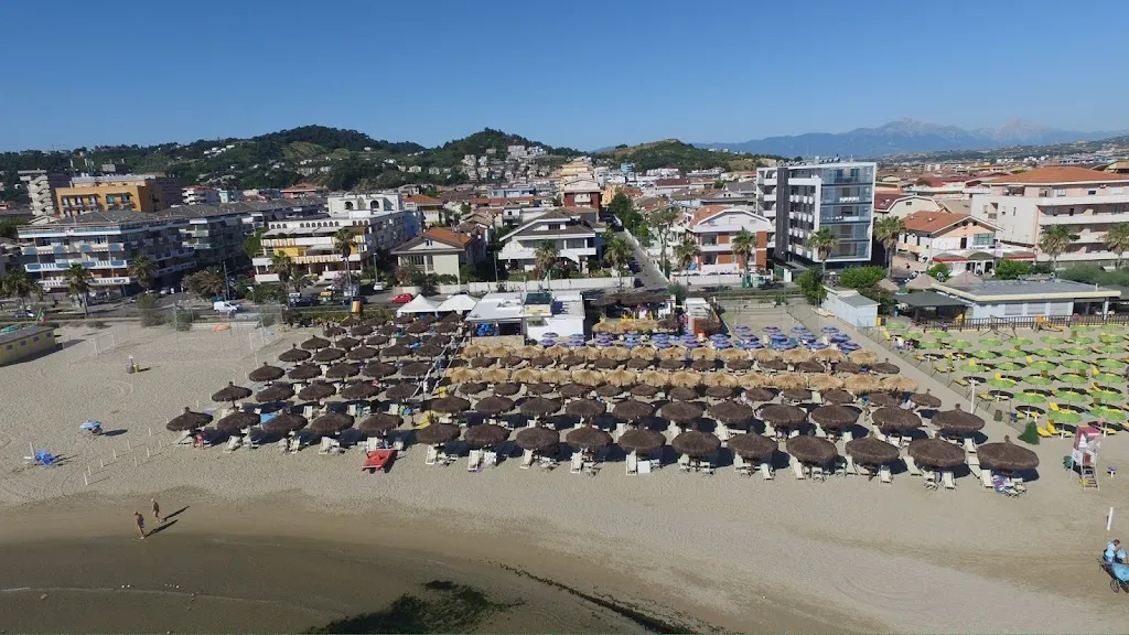 Gente di Mare Stabilimento Balneare_Montesilvano Marina_slider_image_1