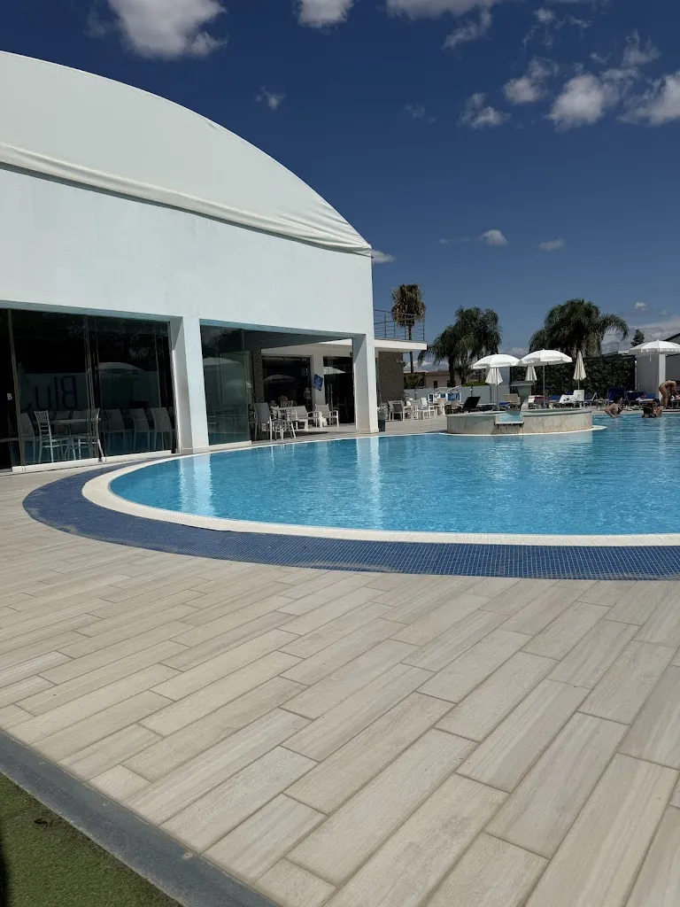 Aaron Jaramillo_Blue Eyes Hall_Starza Vecchia_review