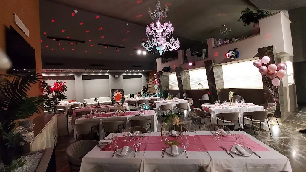 Victoria Club restaurant in Somma Vesuviana