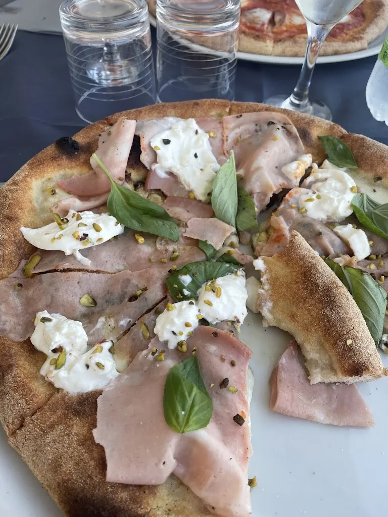 Sabrina B._New Sund Beach_Montesilvano Marina_review