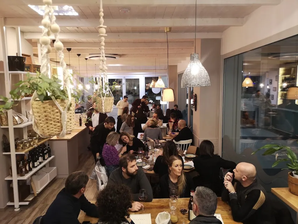 Sughero restaurant in Montesilvano Marina