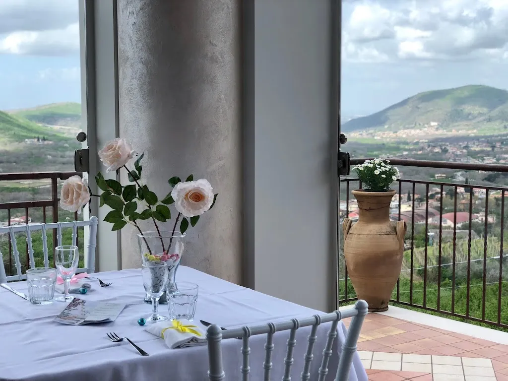 Pace tra gli Ulivi restaurant in Taurano